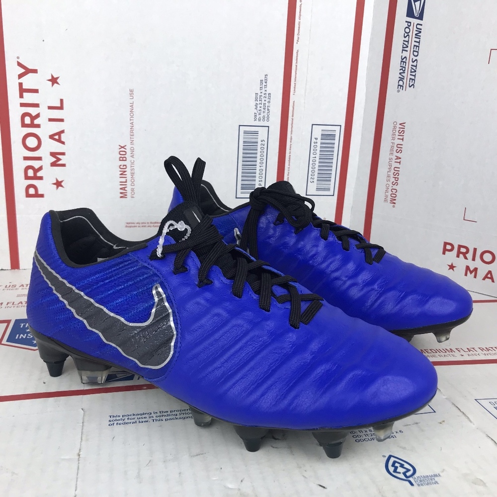 Nike Mens Tiempo Legend 7 Cleat AR4387-401 Size 6